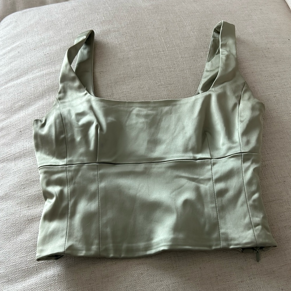 ARITZIA top